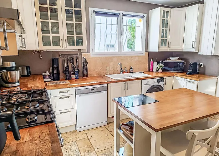 Clem By Interhome Holiday home Saint-Raphael (Var)